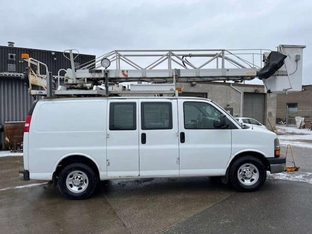2012 Chevrolet Express 3500 3500 BUCKET/BOOM/CHERRY PICKER **TELELIFT CRANE** Photo