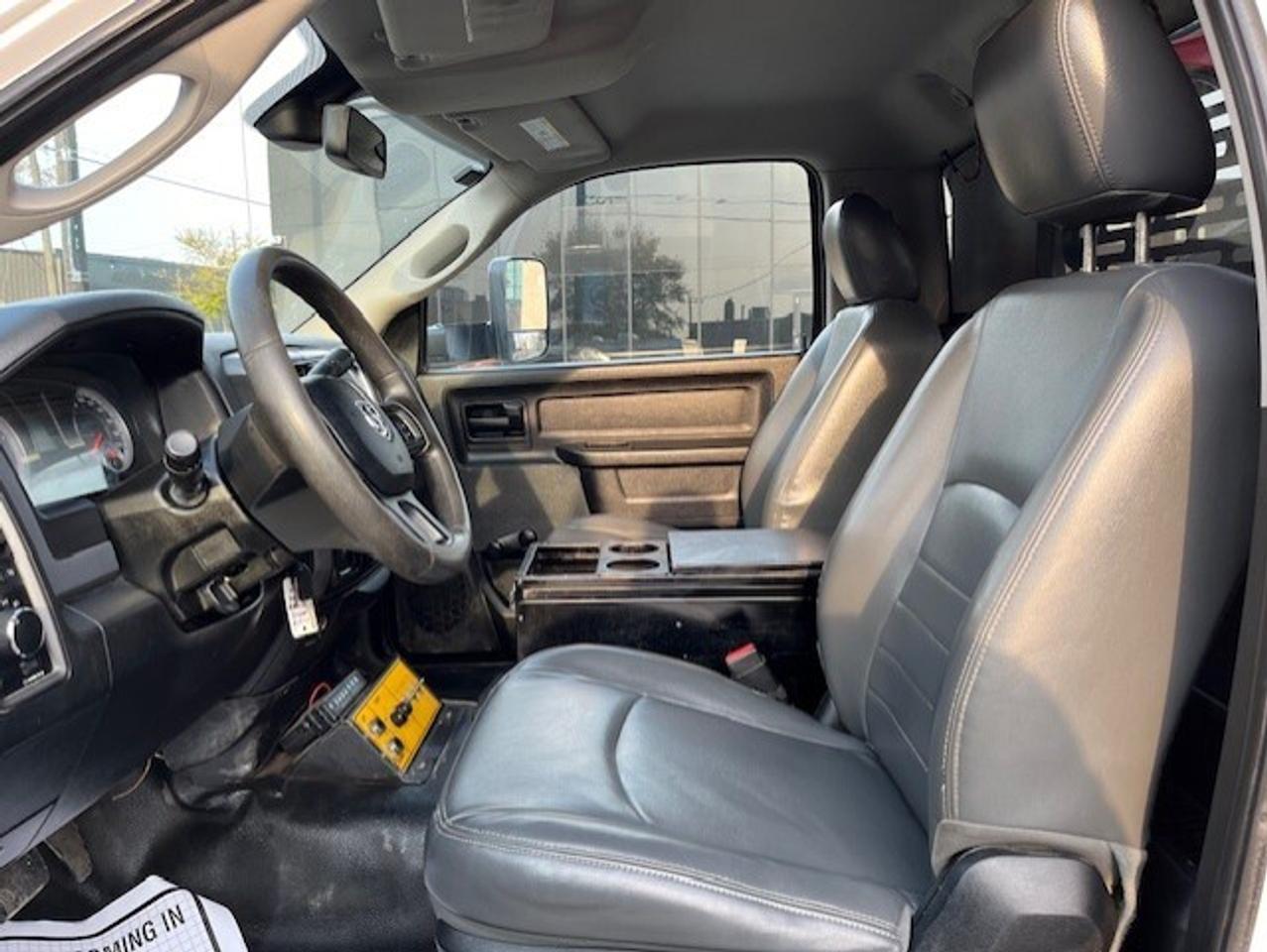 2013 RAM 5500 ONLY 79KM-6.7L CUMMINS DIESEL-11' DUMP BOX-CAMERA Photo