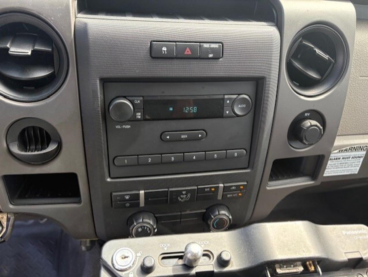 2010 Ford F-150 1 OWNER-5.4L V8-LEER CAP-NEW BRAKES-CERTIFIED!! Photo