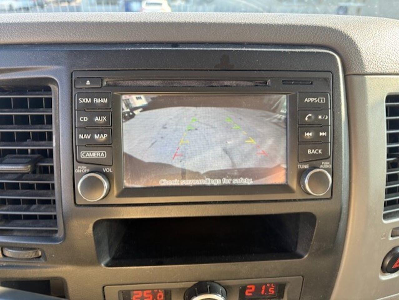 2016 Nissan NV 3500 SL HD 12 PASSENGER-CAM-NAV-LEATHER-HTD SEATS Photo