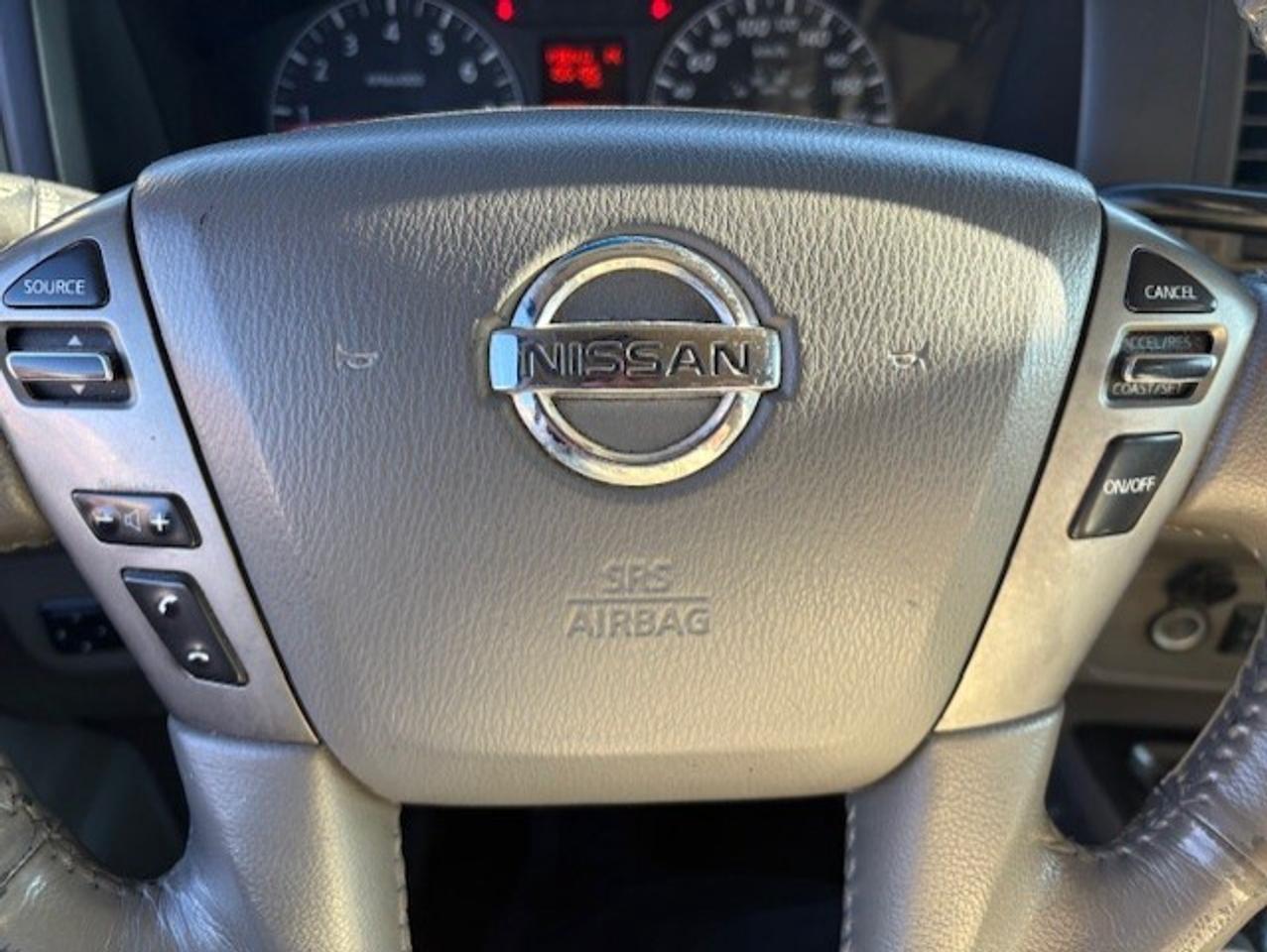 2016 Nissan NV 3500 SL HD 12 PASSENGER-CAM-NAV-LEATHER-HTD SEATS Photo