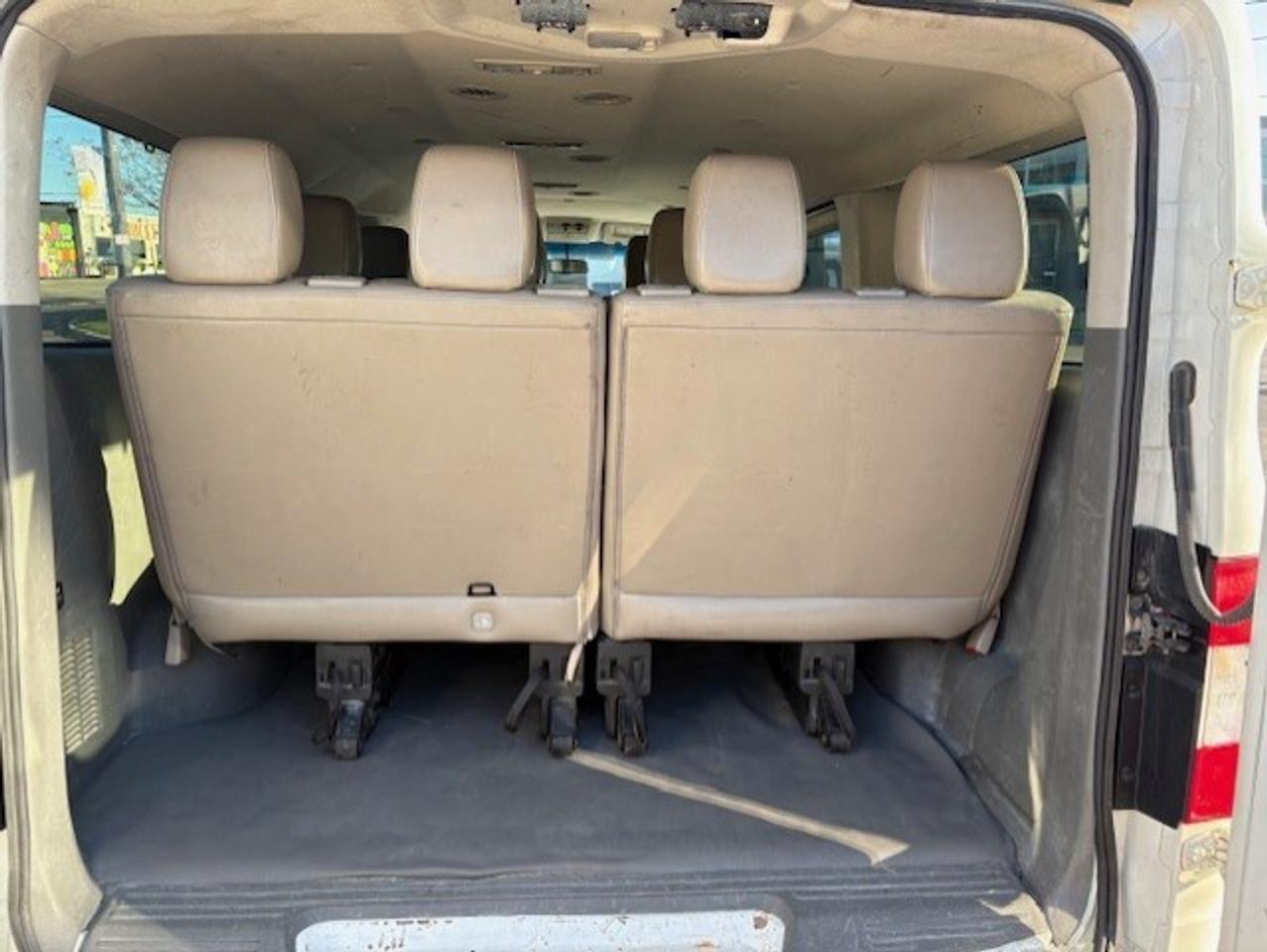 2016 Nissan NV 3500 SL HD 12 PASSENGER-CAM-NAV-LEATHER-HTD SEATS Photo