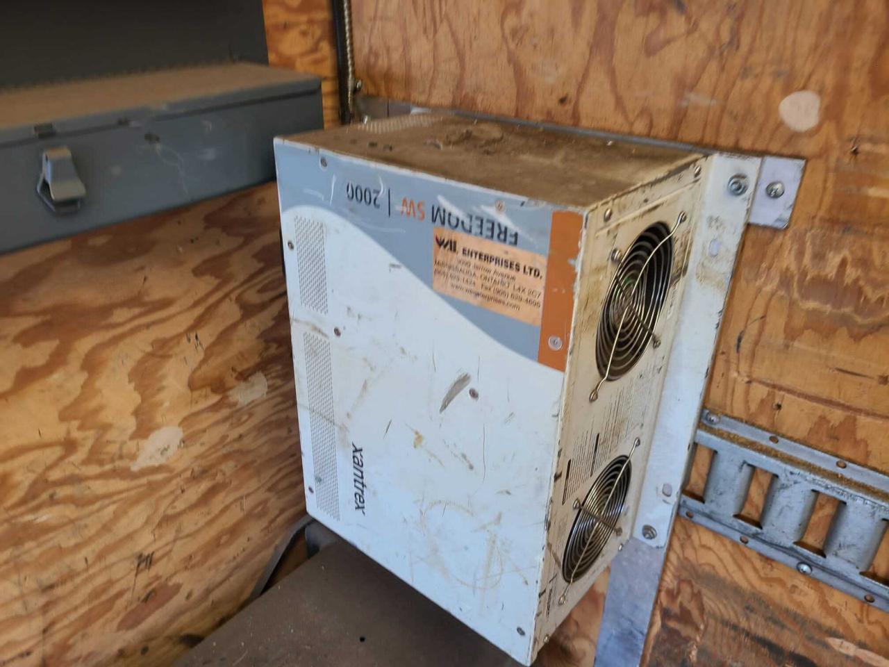 2012 Ford Econoline E-450 16 FT UNICELL-WALTCO P/LIFTGATE-5 PASSENGER Photo