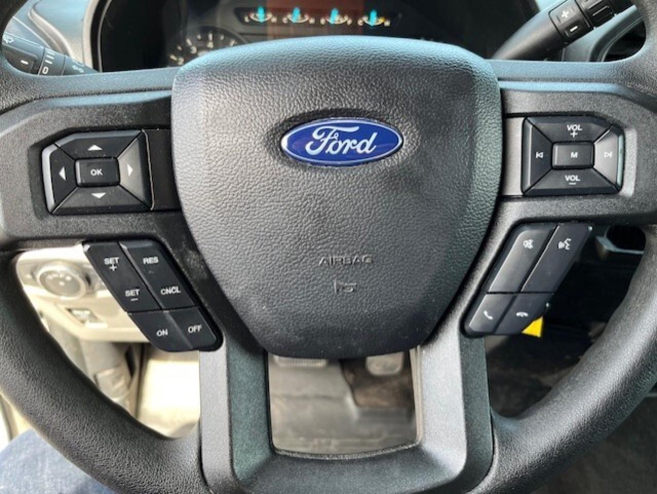 2020 Ford F-150 XL V6 ARE CAP-BACK UP CAMERA-MOBILE POWER WASHER Photo