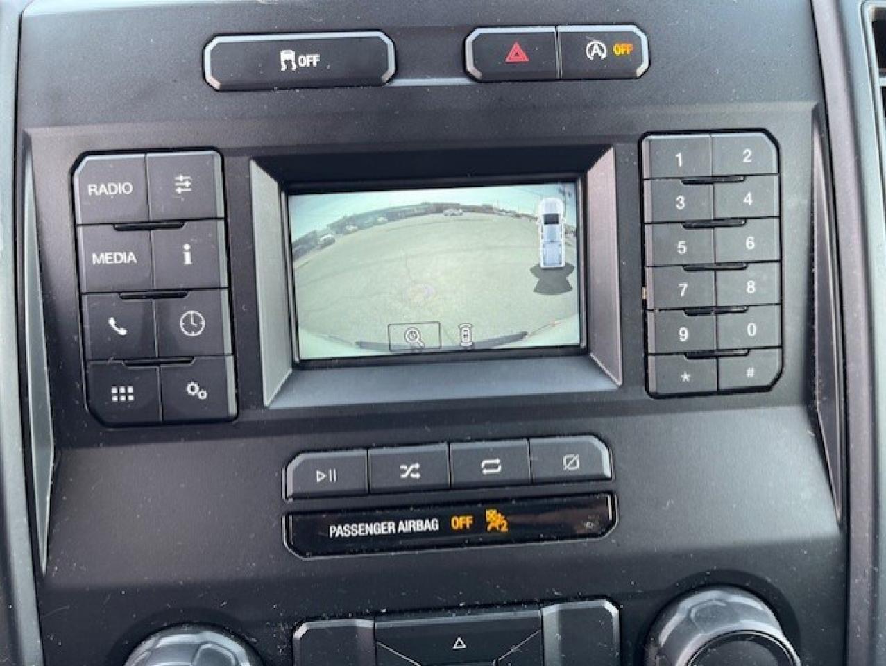 2020 Ford F-150 XL V6 ARE CAP-BACK UP CAMERA-MOBILE POWER WASHER Photo