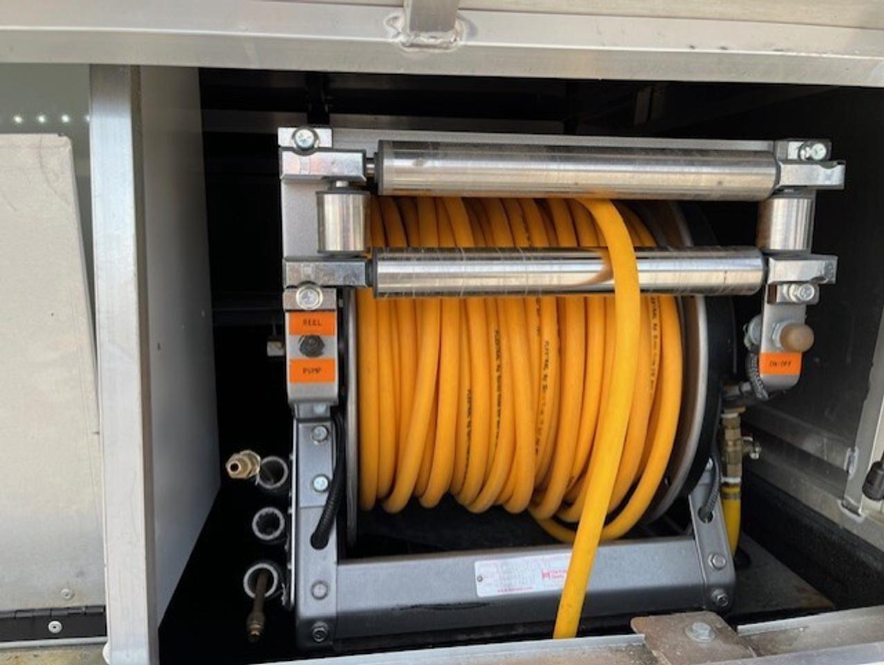 2020 Ford F-150 XL V6 ARE CAP-BACK UP CAMERA-MOBILE POWER WASHER Photo