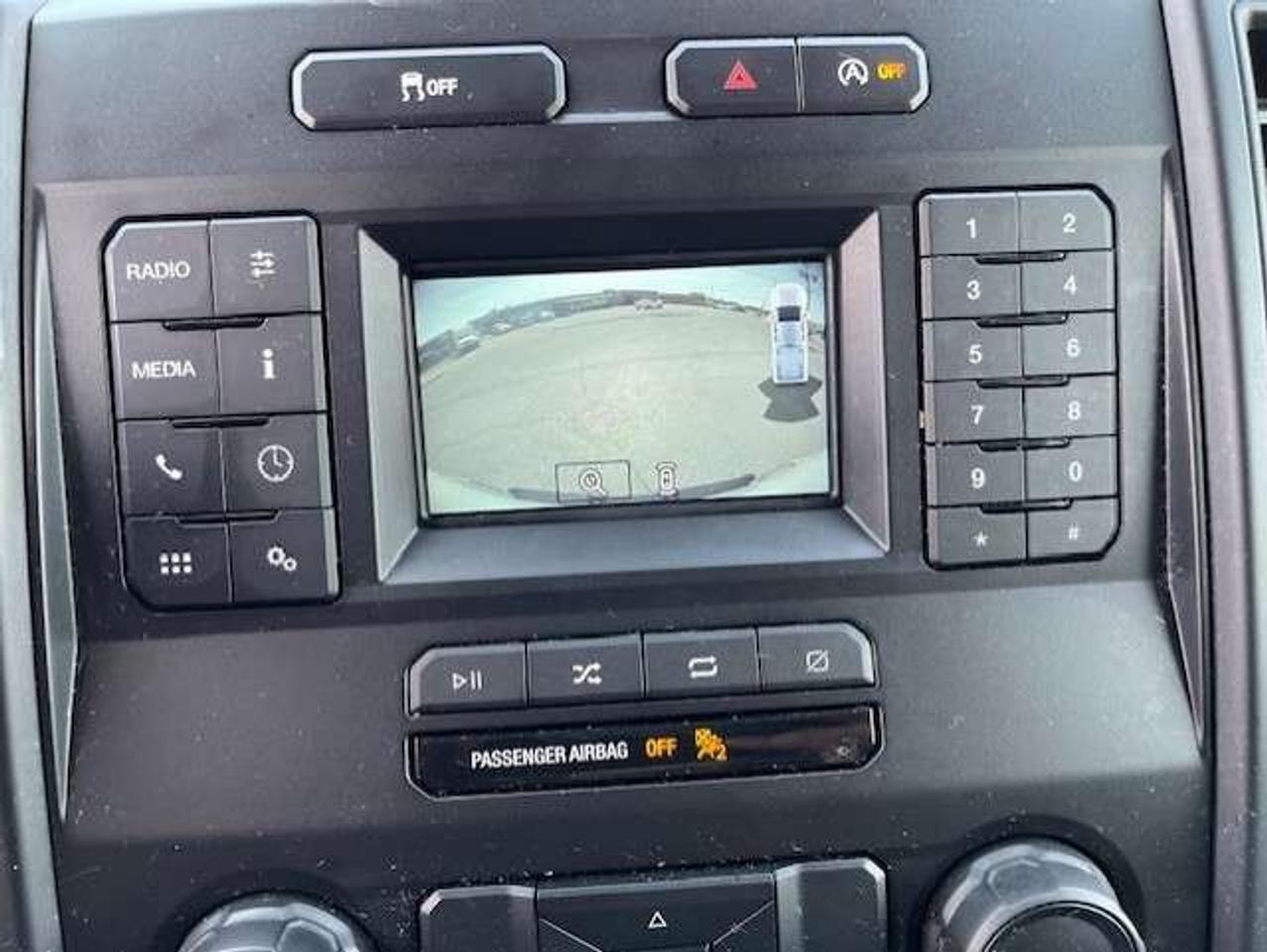 2020 Ford F-150 XL V6 ARE CAP-BACK UP CAMERA-MOBILE POWER WASHER Photo