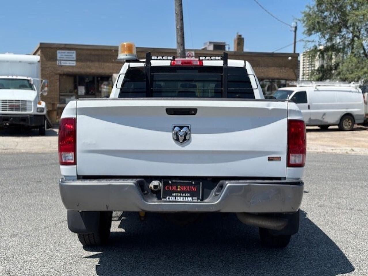 2011 RAM 2500 6.7L CUMMINS DIESEL-CREW CAB-SHORT BOX-ONLY 87KM! Photo3