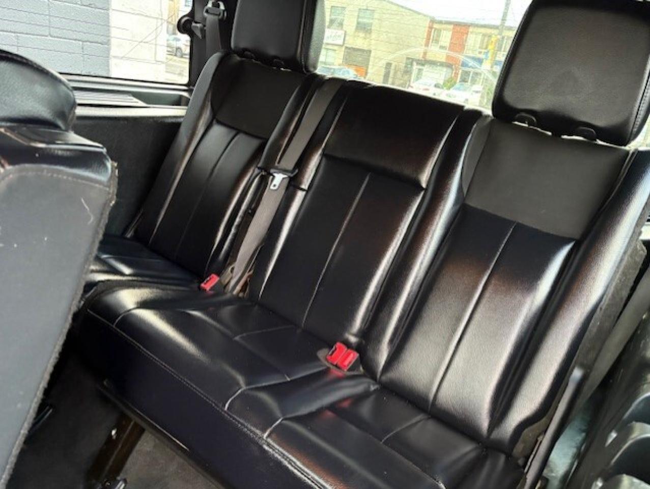 2017 Ford Expedition XLT 4WD 8 PASSENGER LEATHER-ROOF-CAM-NAV-CERTIFIED Photo