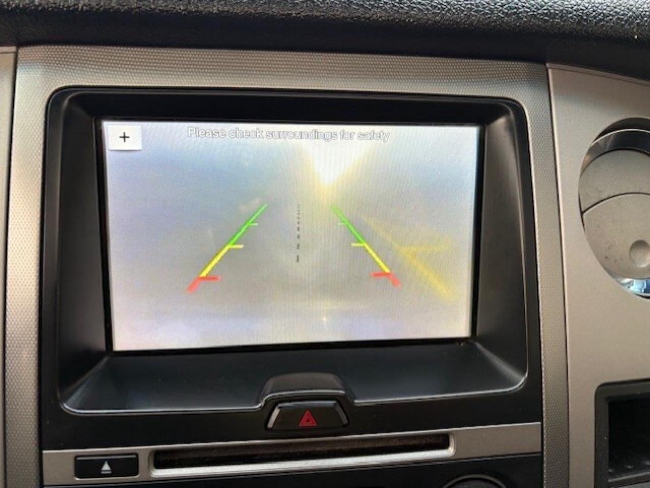 2017 Ford Expedition XLT 4WD 8 PASSENGER LEATHER-ROOF-CAM-NAV-CERTIFIED Photo