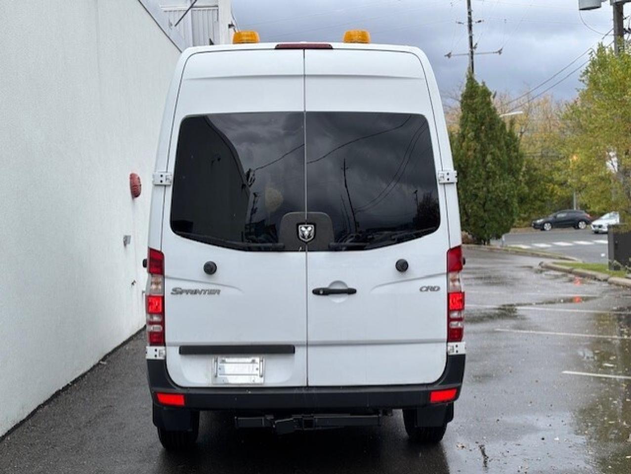 2009 Dodge Sprinter 2500 144 HIGH ROOF-ONLY 89,000KM-1 OWNER-SHELVES! Photo