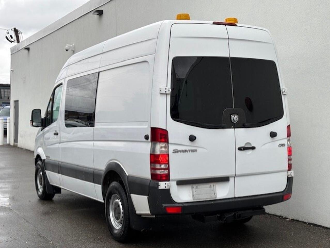 2009 Dodge Sprinter 2500 144 HIGH ROOF-ONLY 89,000KM-1 OWNER-SHELVES! Photo