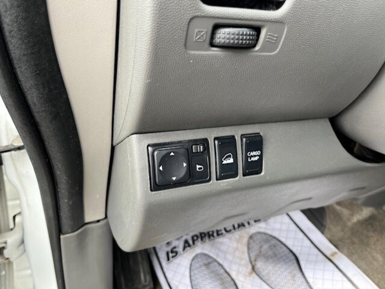 2018 Nissan Frontier SV 4X4 MIDNIGHT EDITION-CREW CAB-CERTIFIED-FINANCE Photo