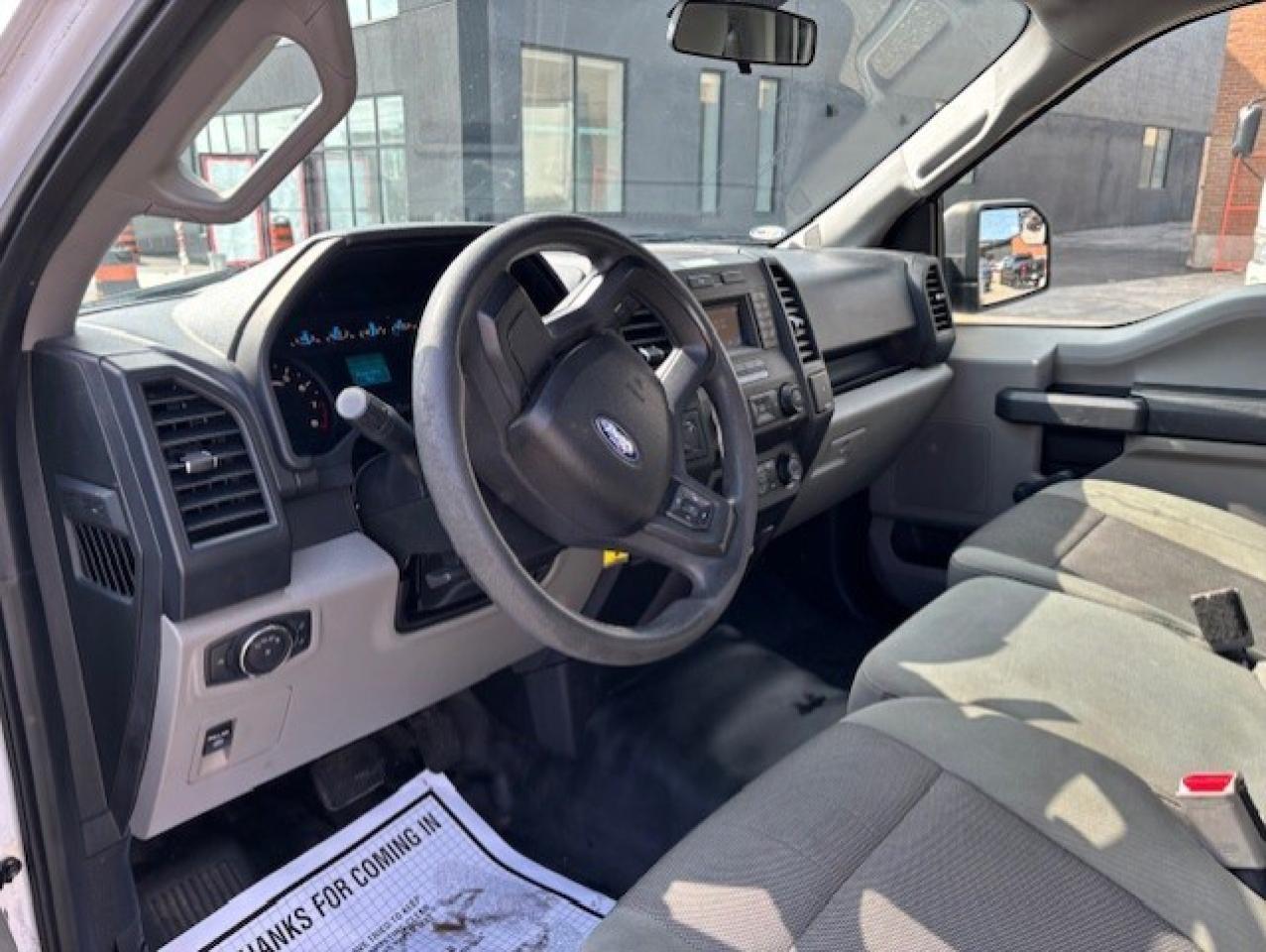 2016 Ford F-150 XL ONLY 90KM-REGULAR CAB 8' LONG BOX-10 TO CHOOSE Photo