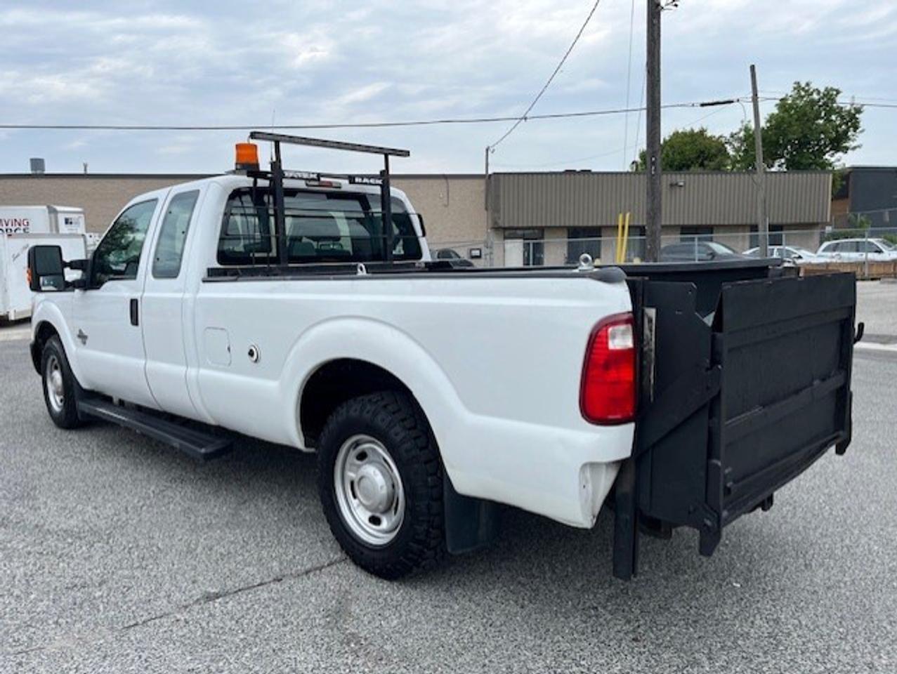 2013 Ford F-250 6.7L POWER STROKE DIESEL-LONG BOX-POWER LIFTGATE Photo