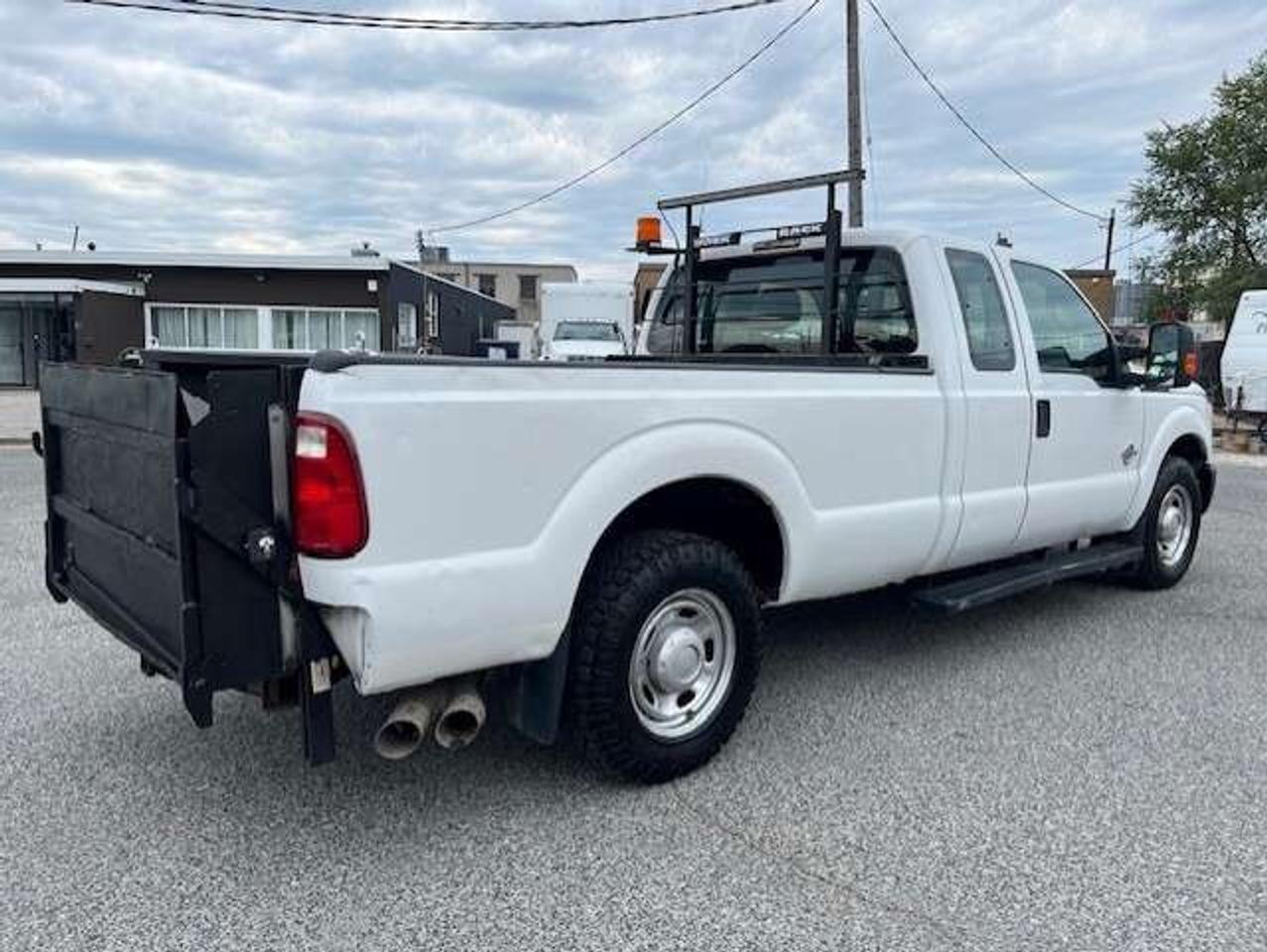2013 Ford F-250 6.7L POWER STROKE DIESEL-LONG BOX-POWER LIFTGATE Photo
