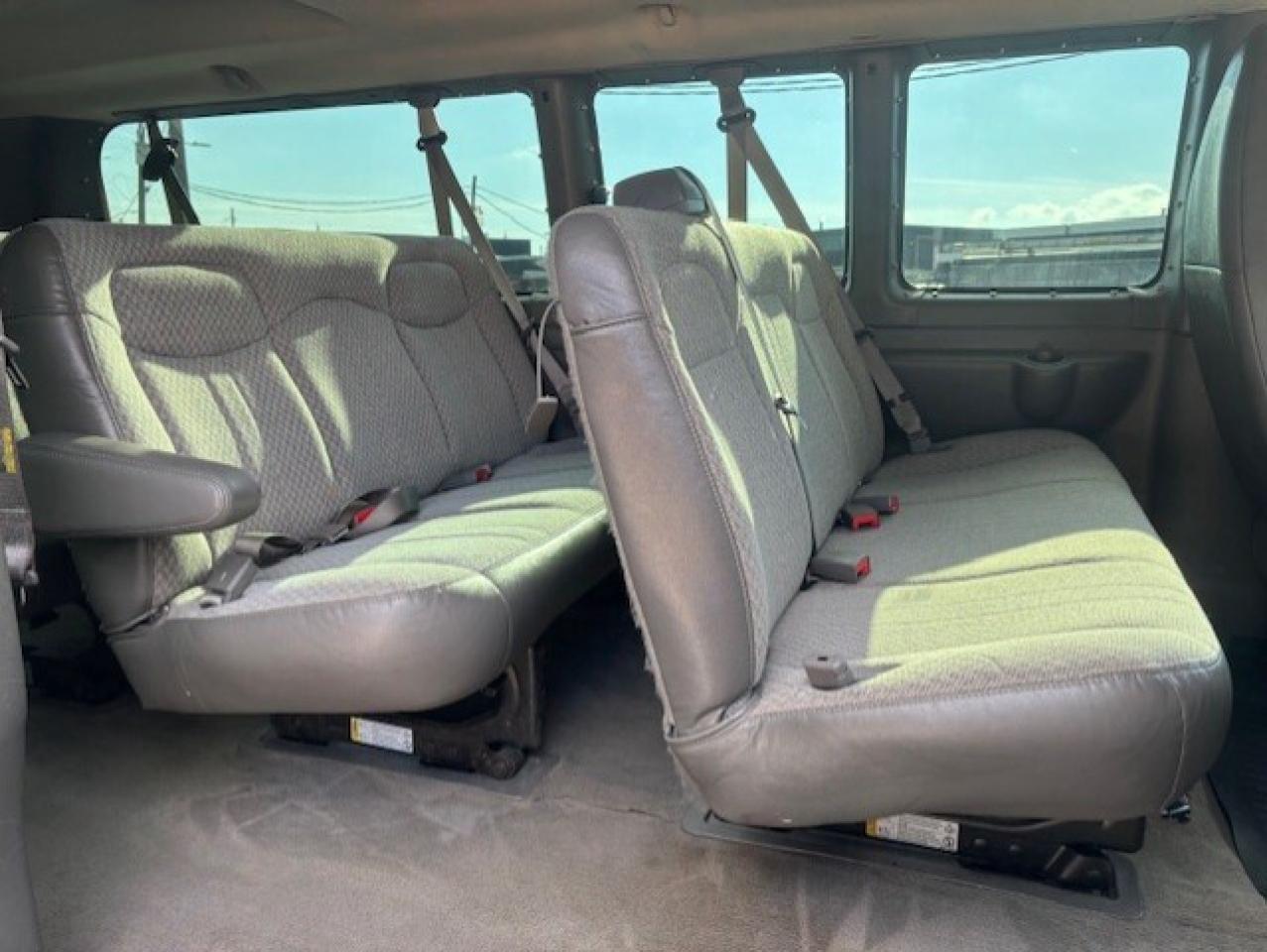 2014 Chevrolet Express 3500 **6.6L DURAMAX DIESEL-12 PASSENGER EXTENDED** Photo