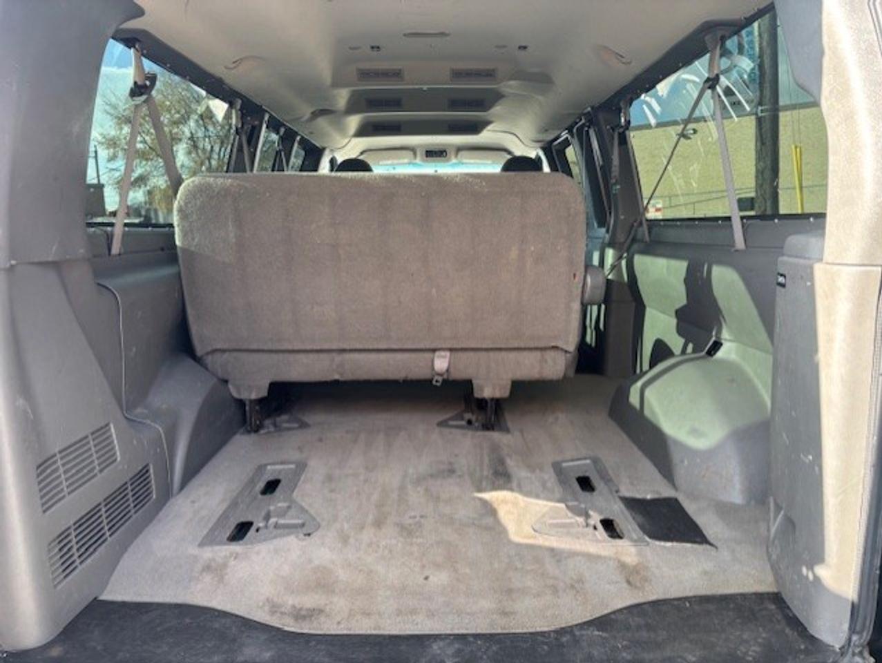 2014 Chevrolet Express 3500 **6.6L DURAMAX DIESEL-12 PASSENGER EXTENDED** Photo