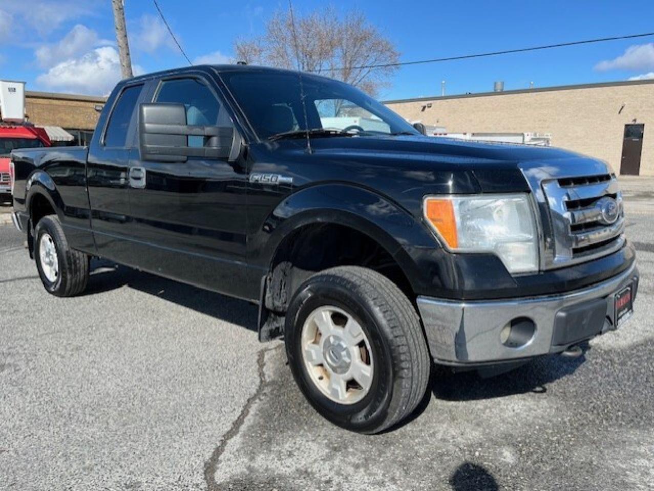 2011 Ford F-150 XLT 4WD V8 5.0L SUPERCAB-1OWNER-CERTIFIED-FINANCE! Photo