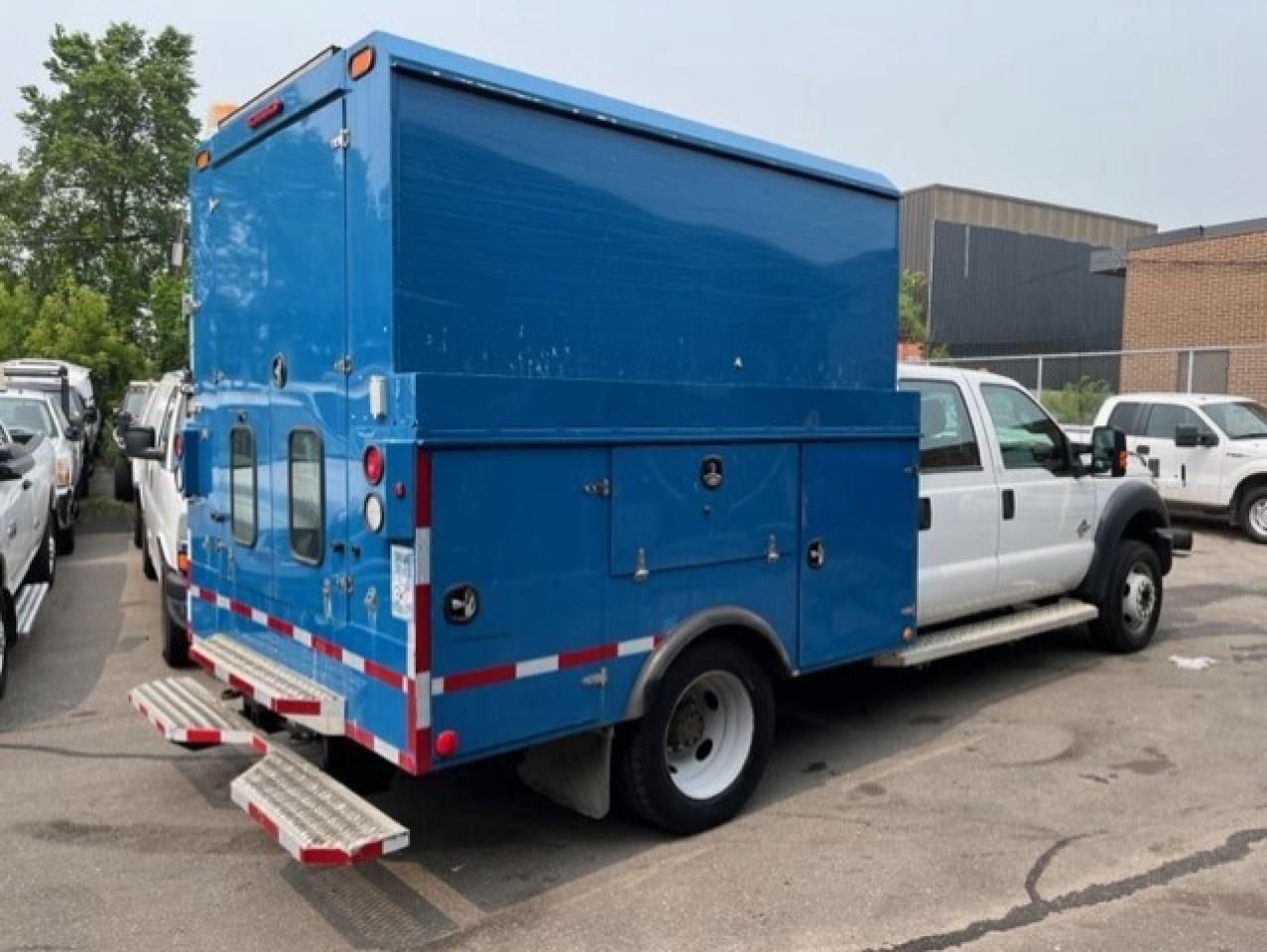 2012 Ford F-550 4WD CREW CAB SERVICE BOX 6.7L POWER STROKE DIESEL Photo