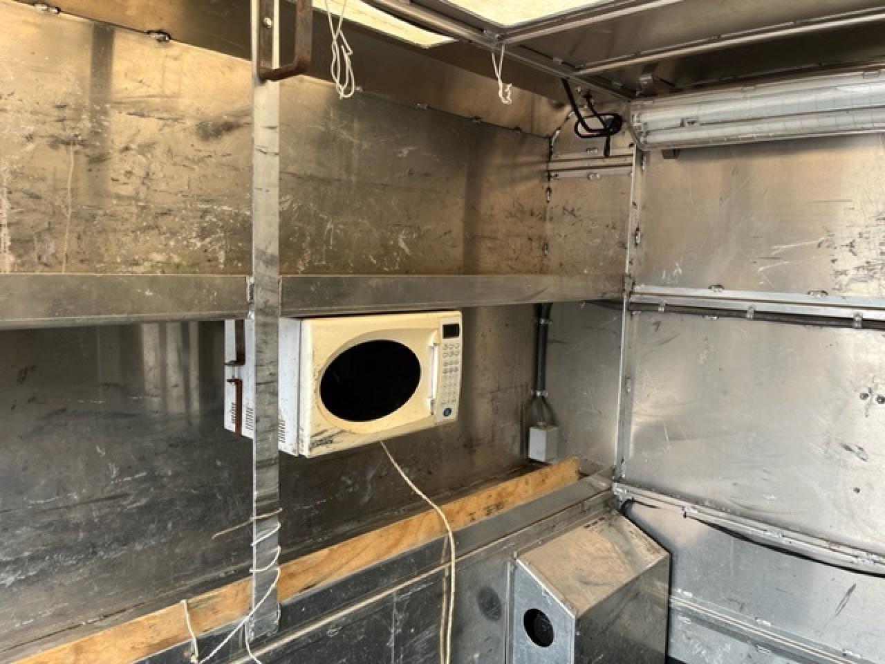 2012 Ford F-550 4WD CREW CAB SERVICE BOX 6.7L POWER STROKE DIESEL Photo