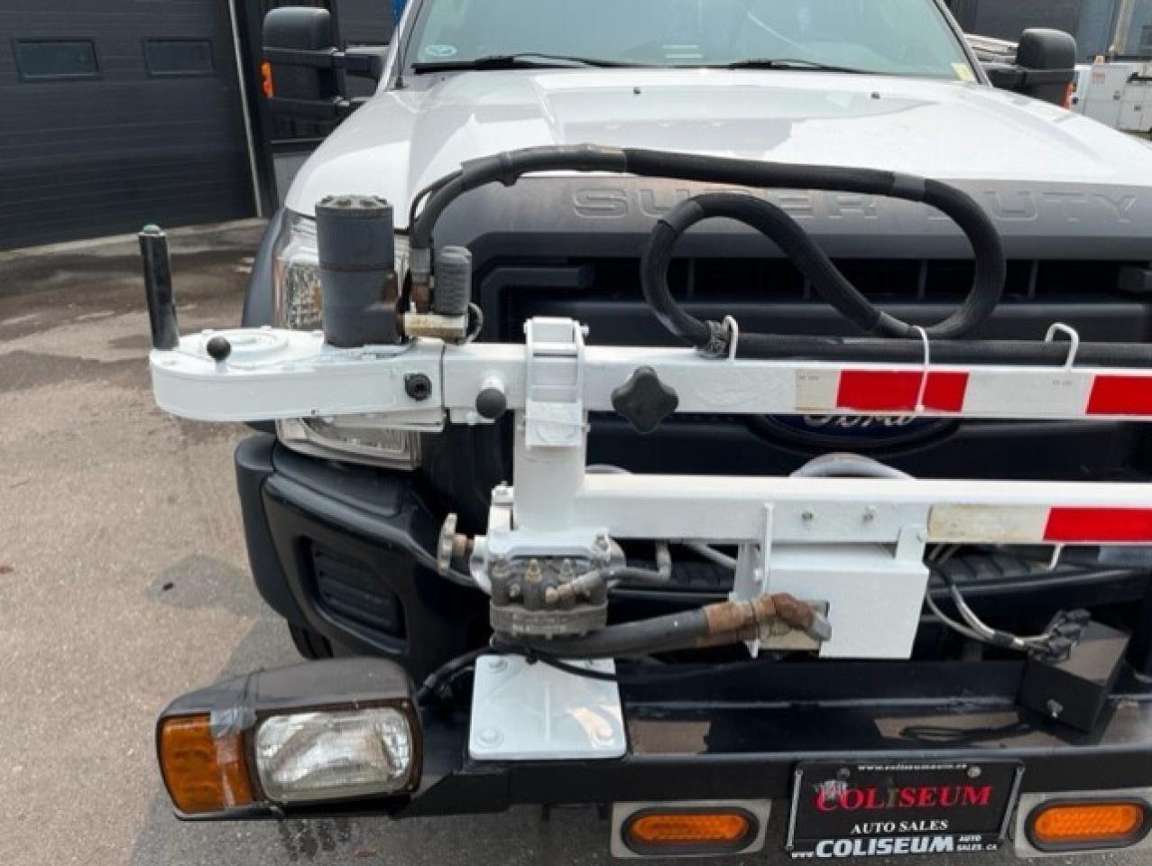 2012 Ford F-550 4WD CREW CAB SERVICE BOX 6.7L POWER STROKE DIESEL Photo