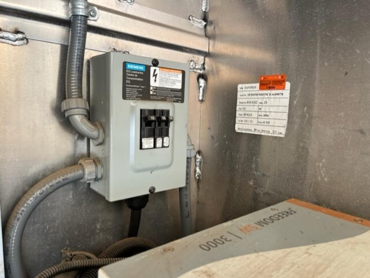 2012 Ford F-550 4WD CREW CAB SERVICE BOX 6.7L POWER STROKE DIESEL Photo