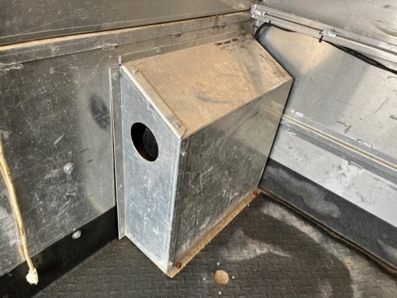 2012 Ford F-550 4WD CREW CAB SERVICE BOX 6.7L POWER STROKE DIESEL Photo