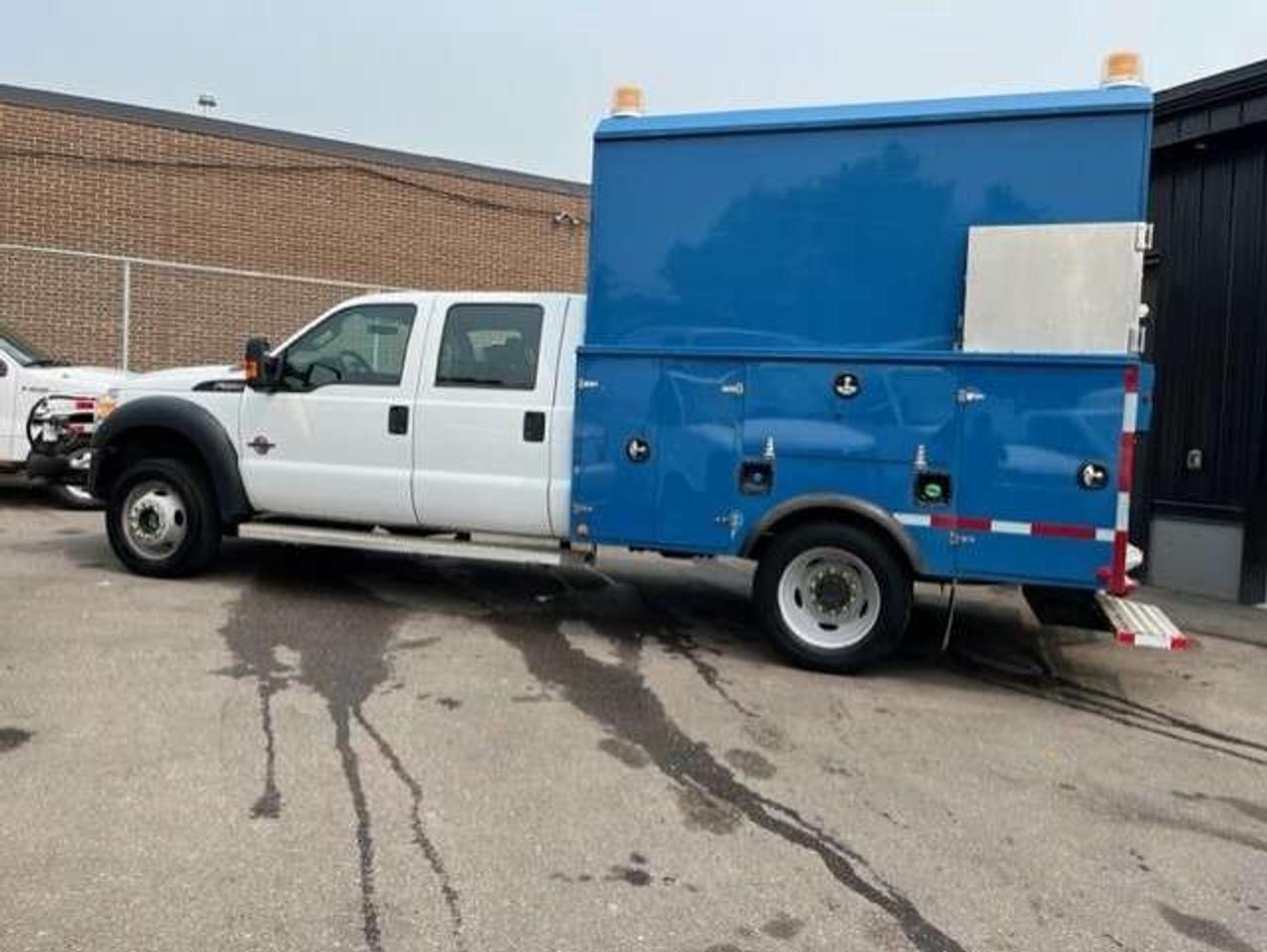 2012 Ford F-550 4WD CREW CAB SERVICE BOX 6.7L POWER STROKE DIESEL Photo