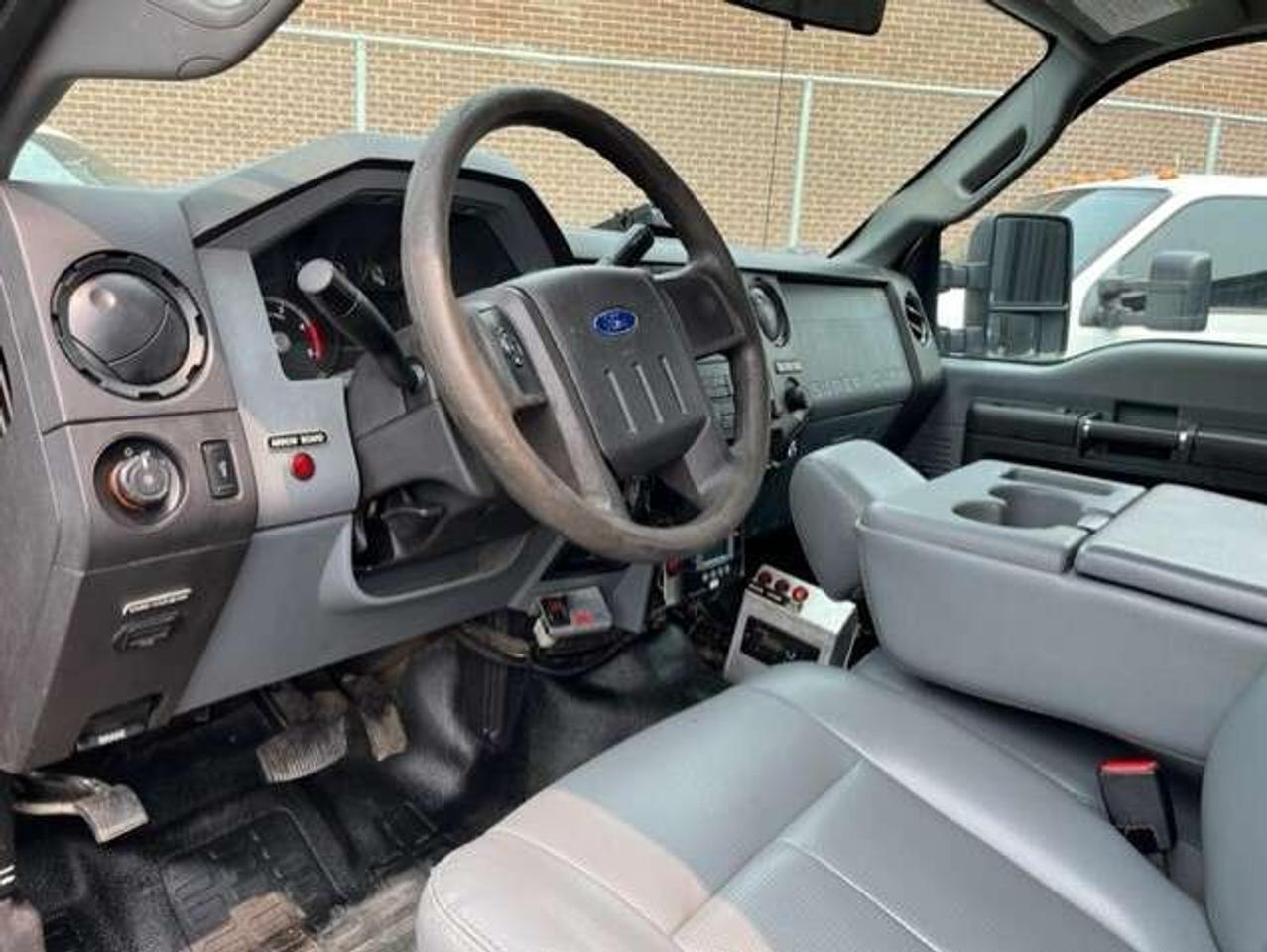 2012 Ford F-550 4WD CREW CAB SERVICE BOX 6.7L POWER STROKE DIESEL Photo