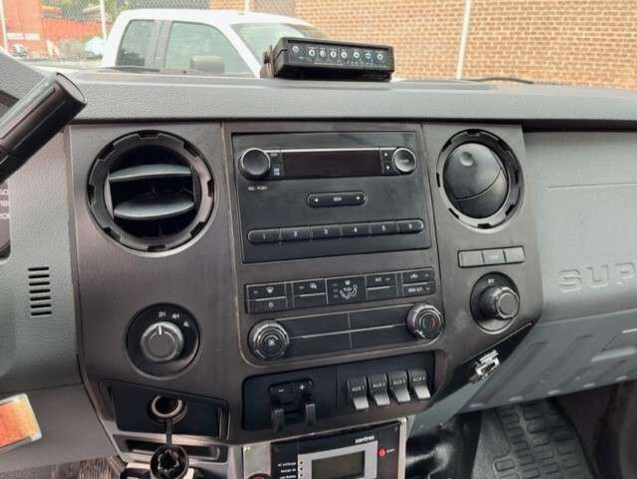 2012 Ford F-550 4WD CREW CAB SERVICE BOX 6.7L POWER STROKE DIESEL Photo