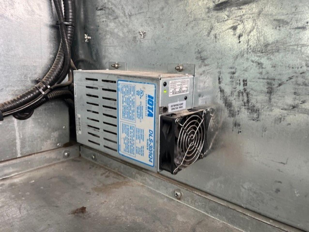 2012 Ford Econoline E-350 **LADDER RACKS-SHELVES-POWER INVERTER** Photo