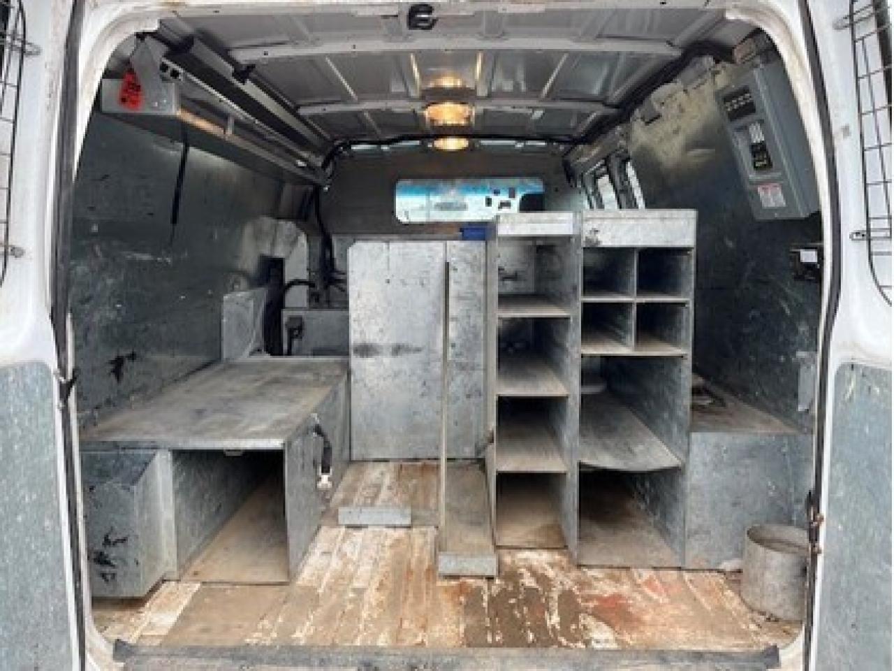 2012 Ford Econoline E-350 **LADDER RACKS-SHELVES-POWER INVERTER** Photo