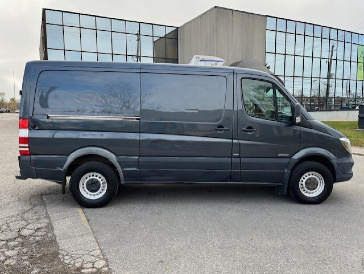 2015 Mercedes-Benz Sprinter 2500 144 WB *ZONOTTI REEFER REFRIFGERATION SYSTEM* Photo