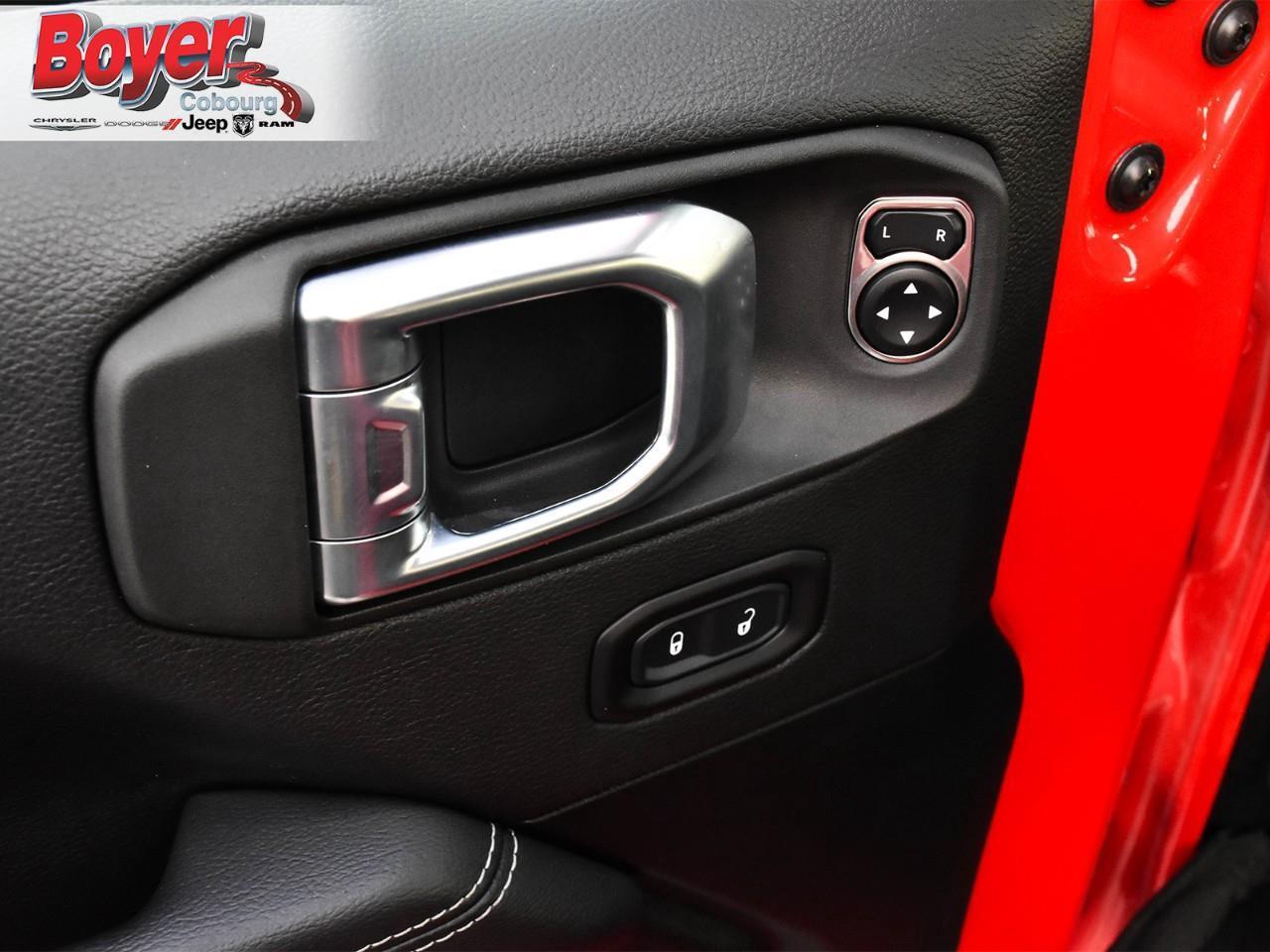 2021 Jeep WRANGLER UNLIMITED Sahara Photo