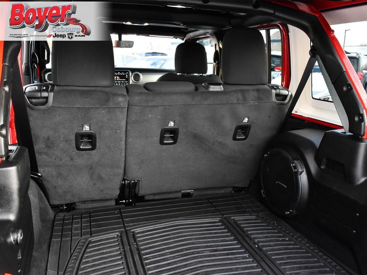 2021 Jeep WRANGLER UNLIMITED Sahara Photo