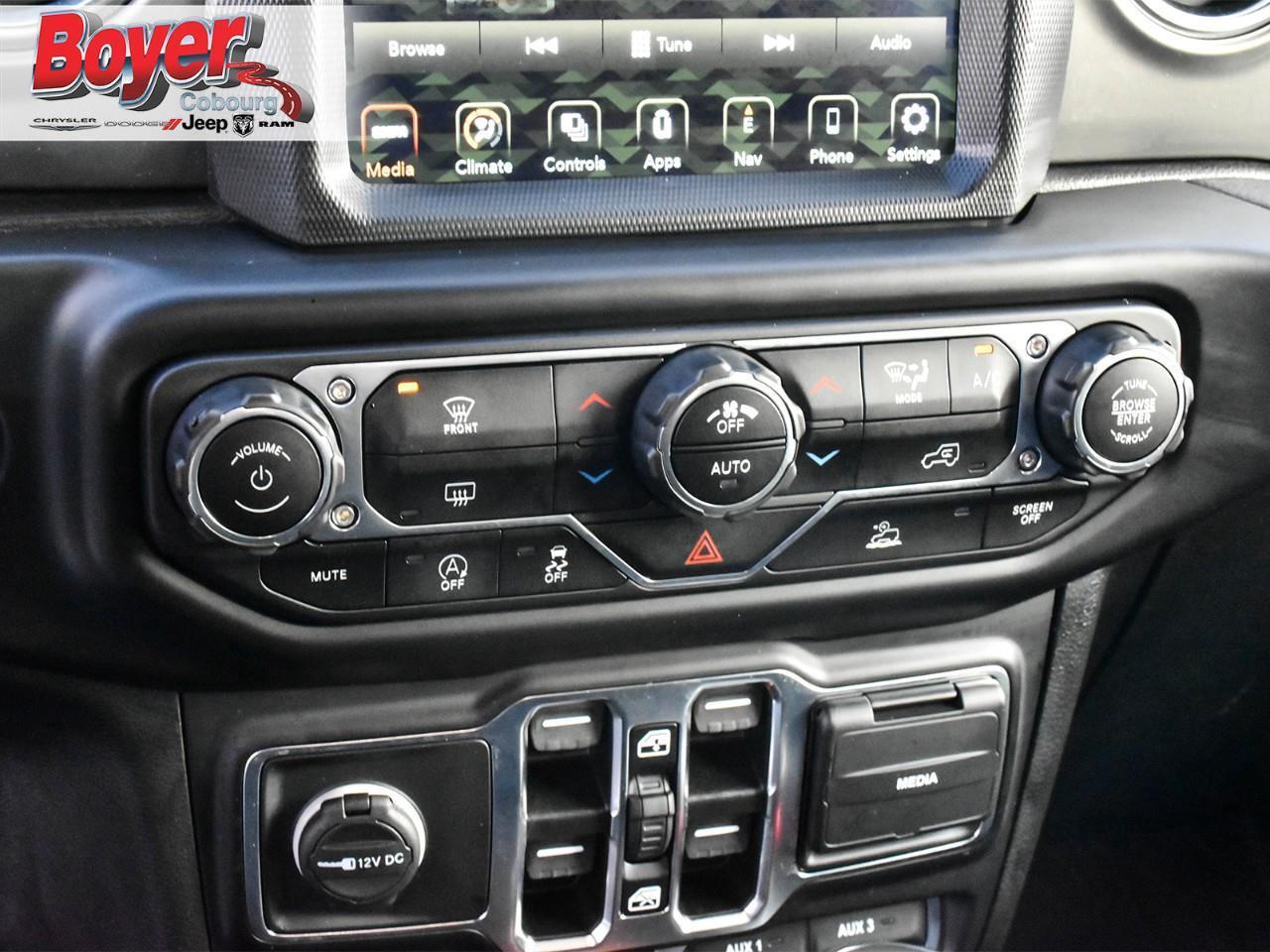 2021 Jeep WRANGLER UNLIMITED Sahara Photo