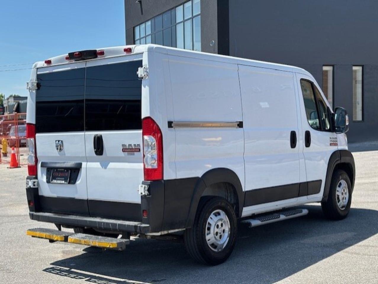 2020 RAM ProMaster Cargo Van 1500 LOW ROOF 118 WB BACK UP CAMERA-CERTIFIED-FINA Photo