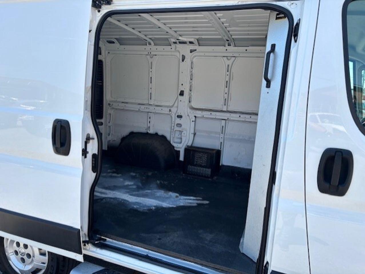 2020 RAM ProMaster Cargo Van 1500 LOW ROOF 118 WB BACK UP CAMERA-CERTIFIED-FINA Photo