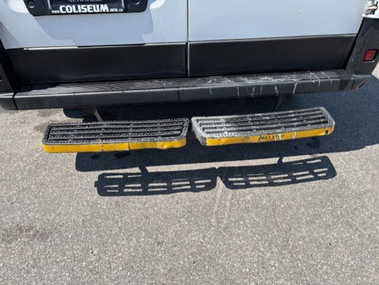 2020 RAM ProMaster Cargo Van 1500 LOW ROOF 118 WB BACK UP CAMERA-CERTIFIED-FINA Photo