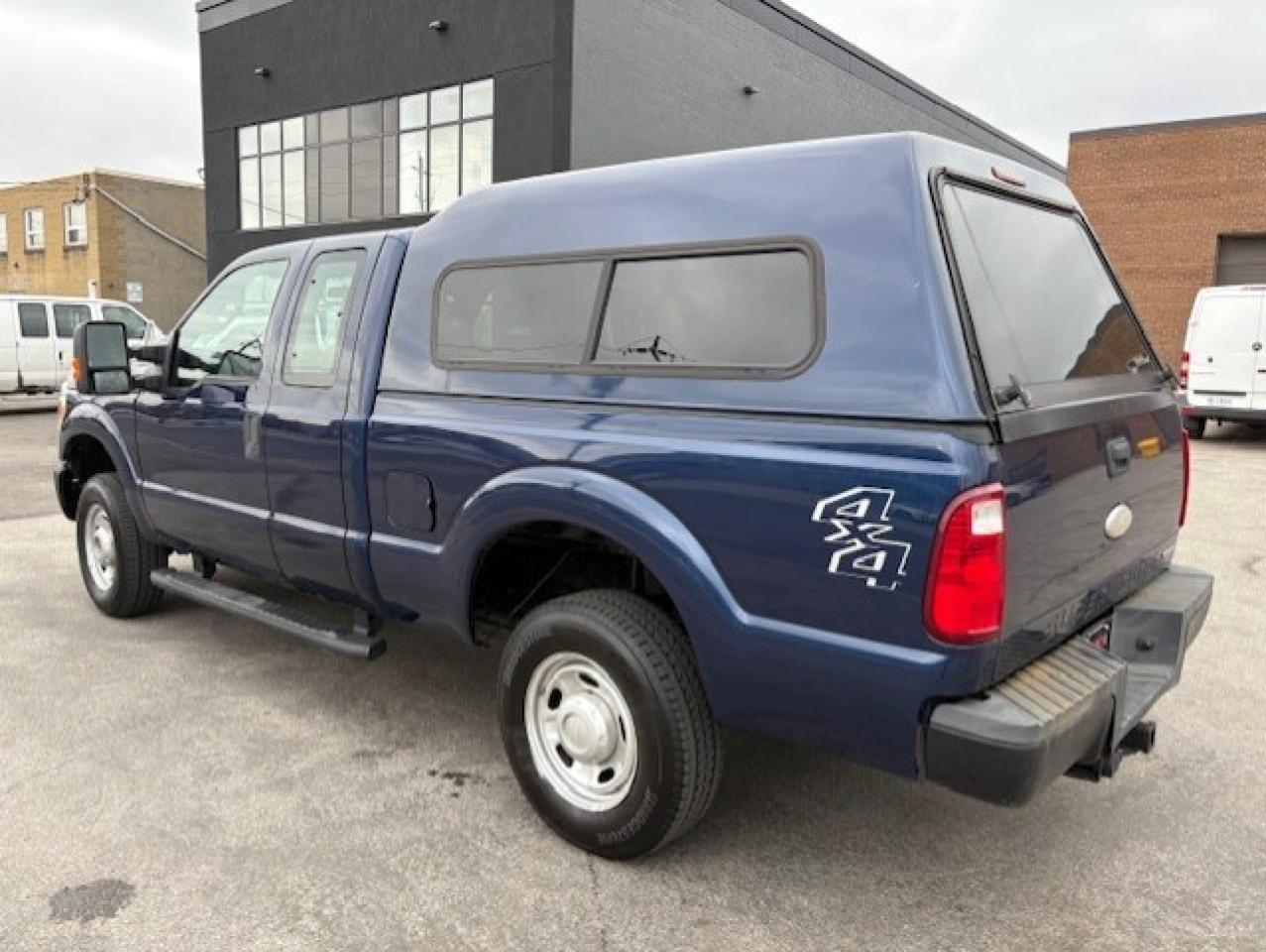 2012 Ford F-250 4WD SUPER CAB-SHORT BOX-CAP-CARGO SLIDE-CERTIFIED Photo2