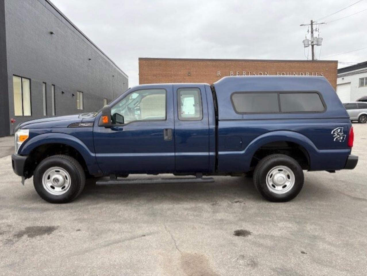 2012 Ford F-250 4WD SUPER CAB-SHORT BOX-CAP-CARGO SLIDE-CERTIFIED Photo