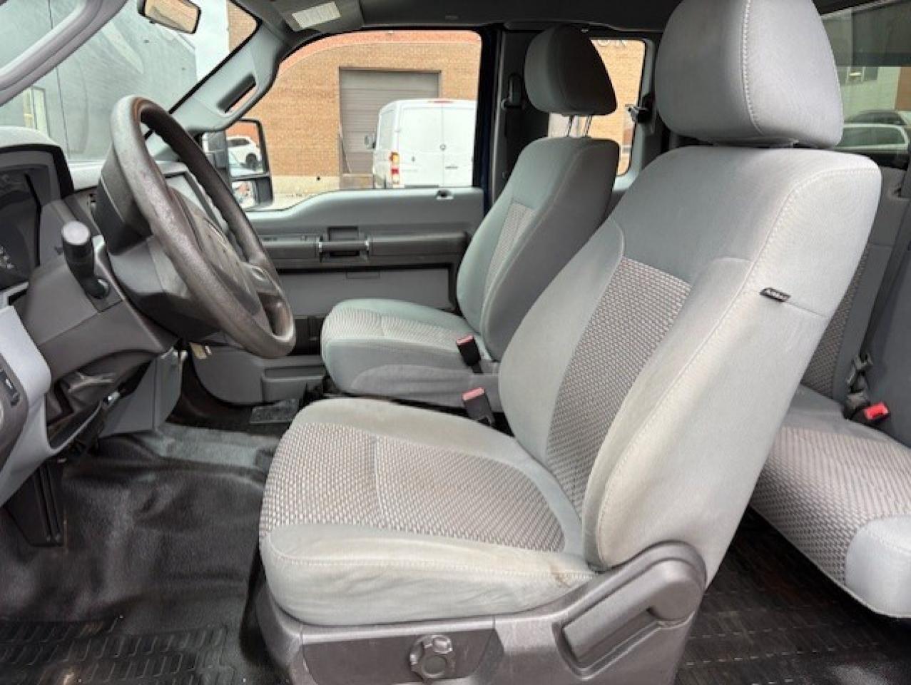 2012 Ford F-250 4WD SUPER CAB-SHORT BOX-CAP-CARGO SLIDE-CERTIFIED Photo