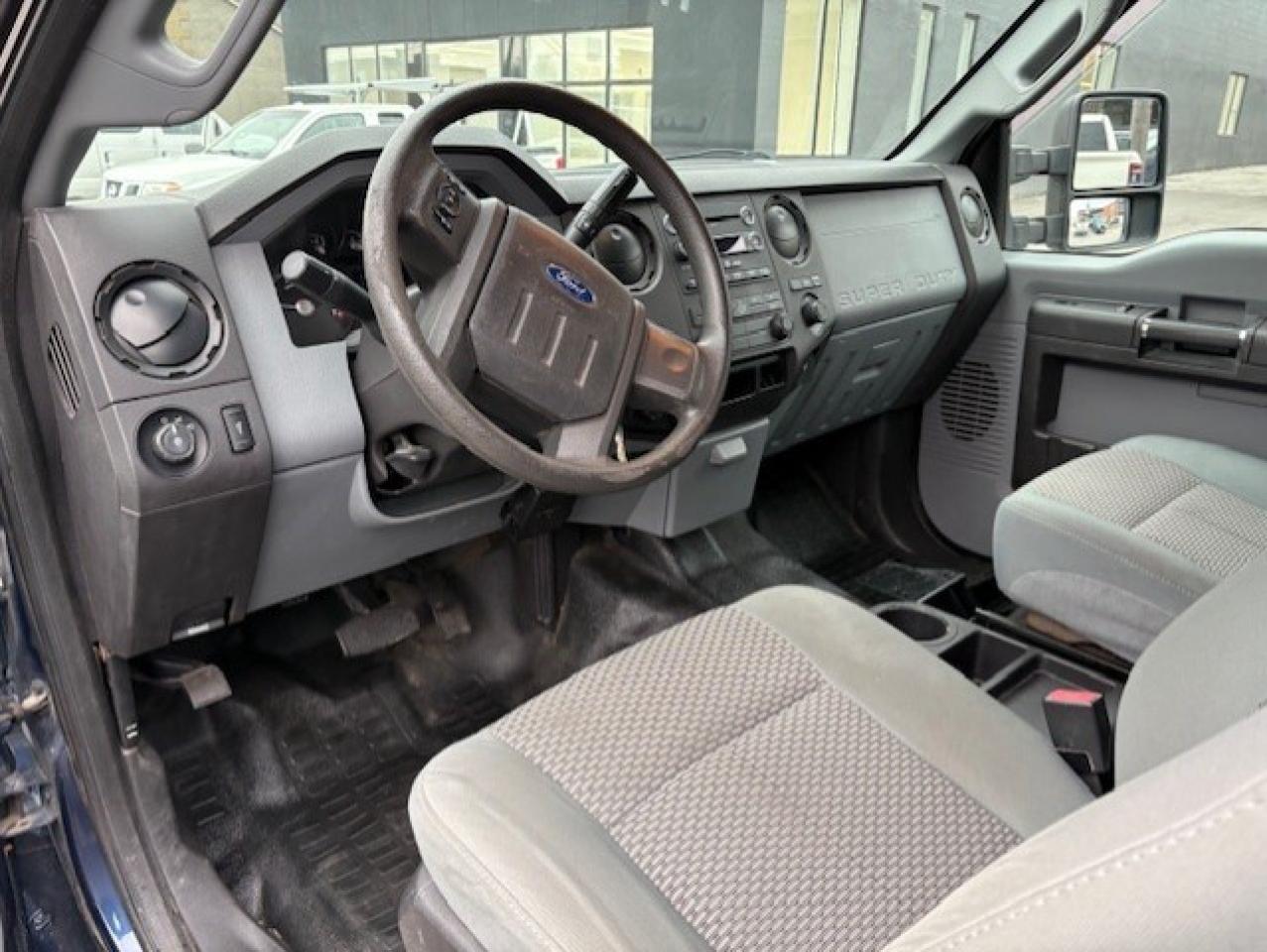 2012 Ford F-250 4WD SUPER CAB-SHORT BOX-CAP-CARGO SLIDE-CERTIFIED Photo