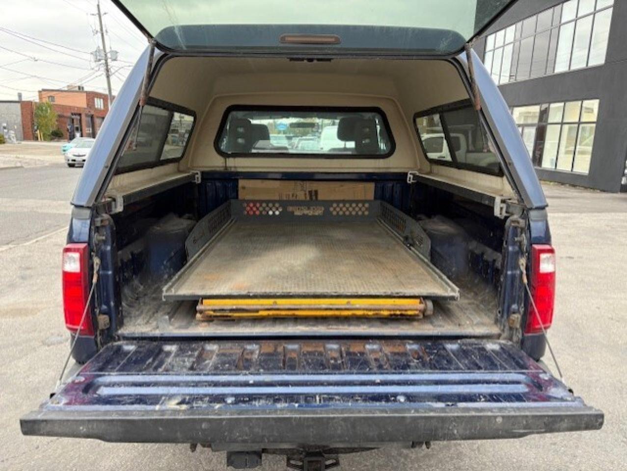 2012 Ford F-250 4WD SUPER CAB-SHORT BOX-CAP-CARGO SLIDE-CERTIFIED Photo