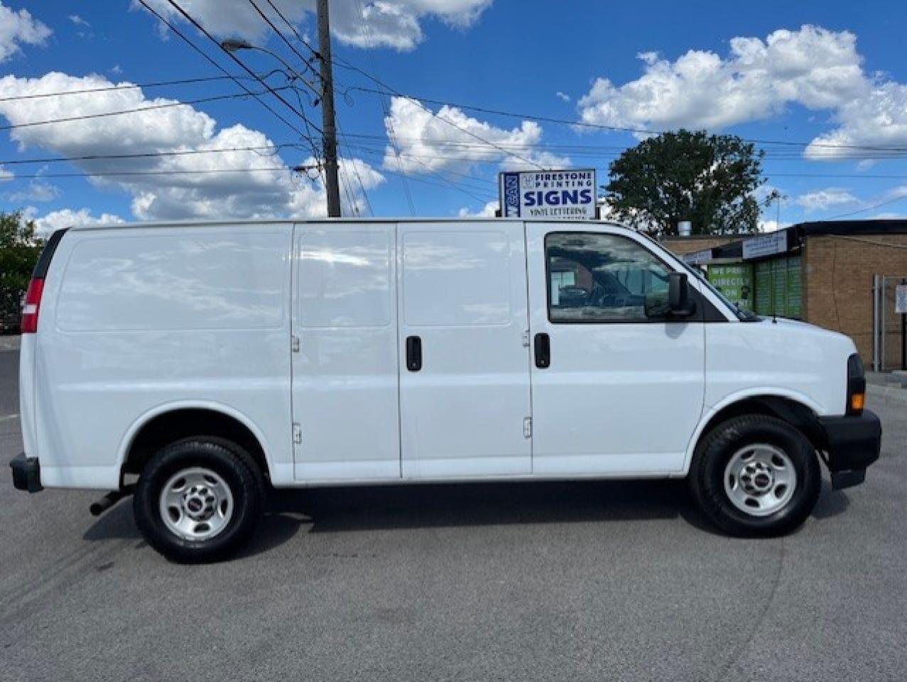 2020 GMC Savana Cargo Van 2500 **V6-1 OWNER-NO WINDOWS-BACK UP CAMERA** Photo