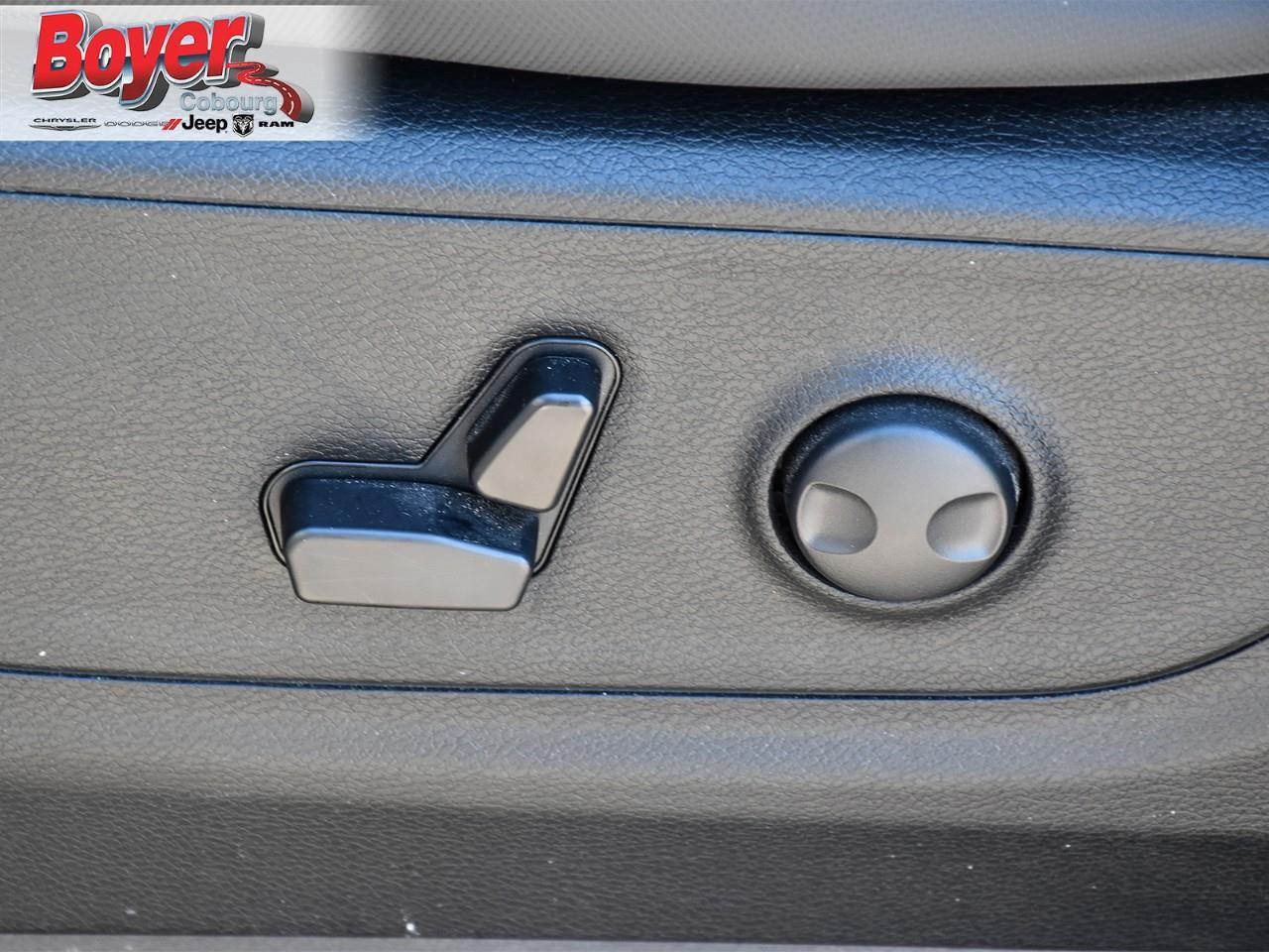 2025 RAM 1500 SPORT Photo