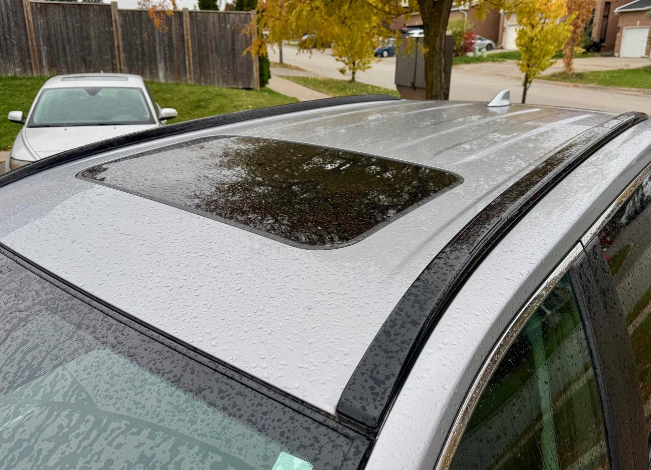 2022 Toyota RAV4 XLE AWD Photo