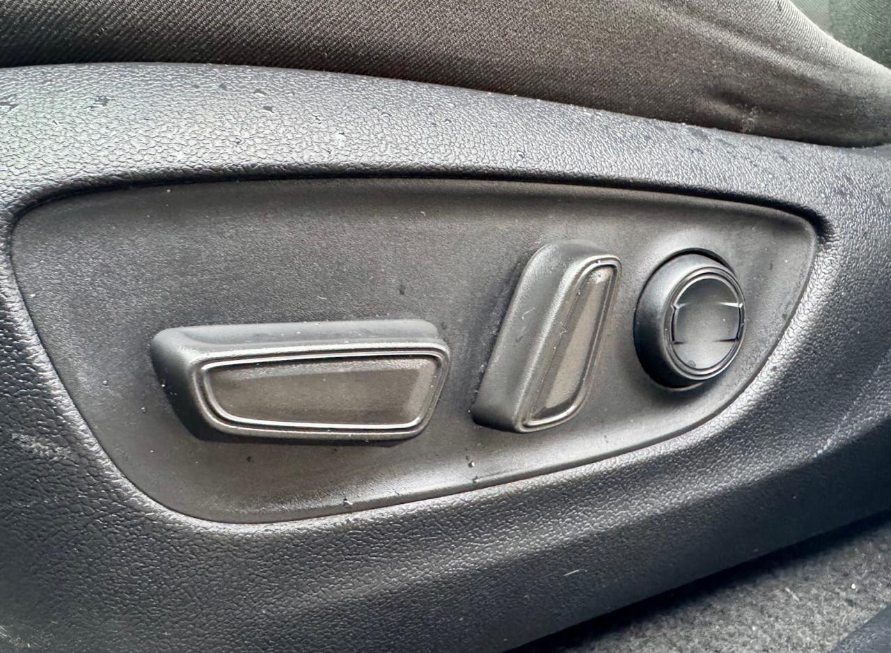 2022 Toyota RAV4 XLE AWD Photo