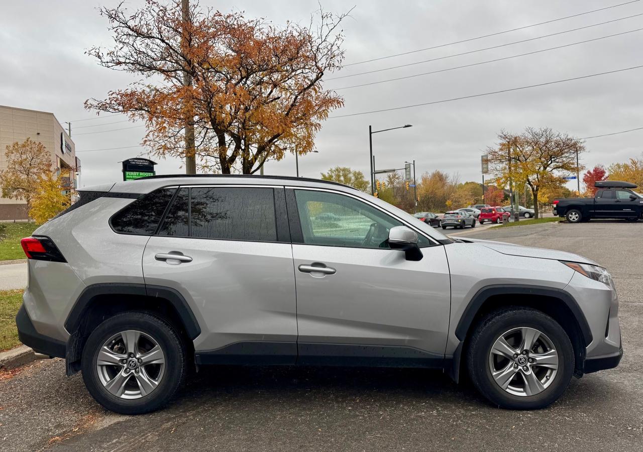 2022 Toyota RAV4 XLE AWD Photo